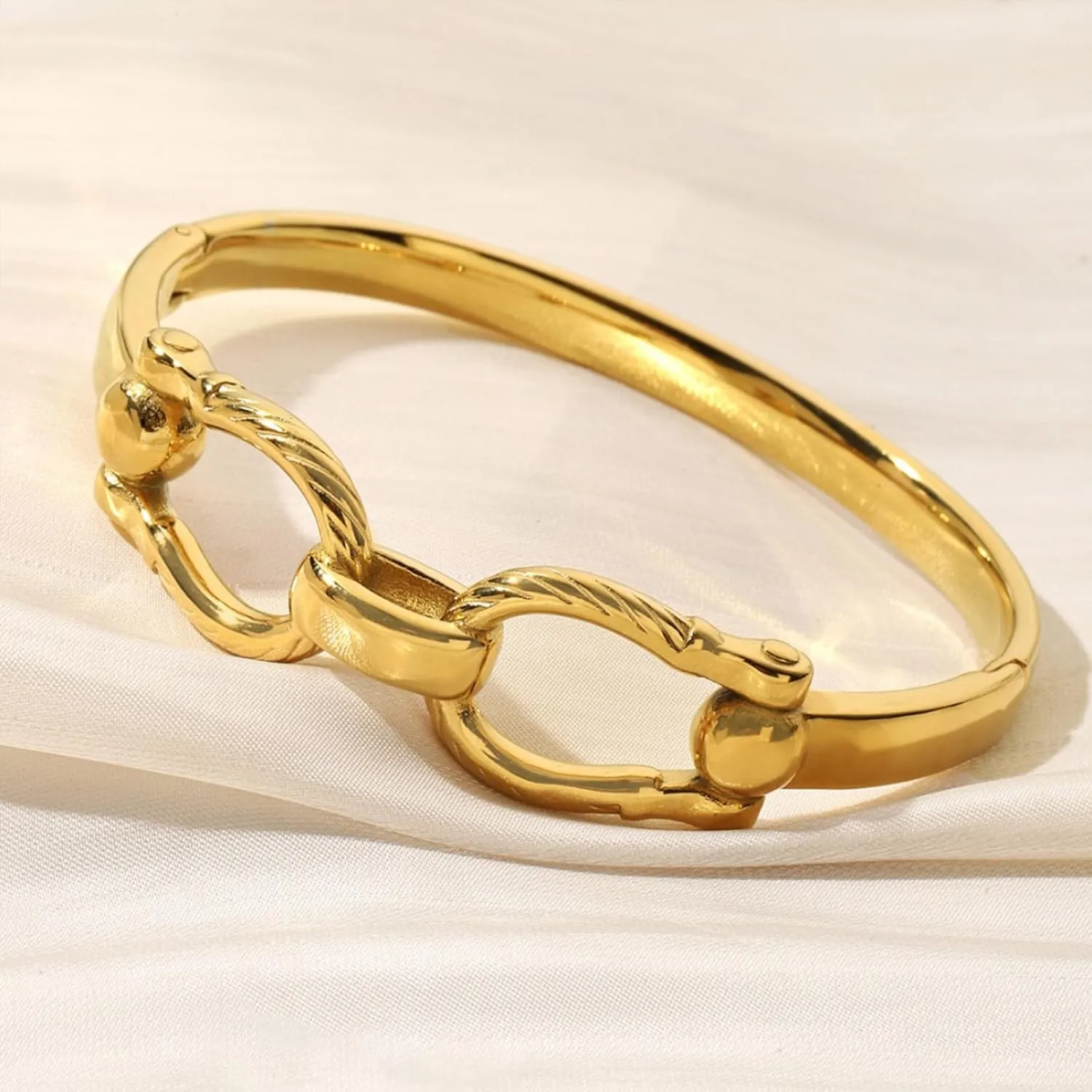 Chunky Gold Bangle Bracelets for Women Hammered Texture Cuff Bangles Wrist Wrap Bangle Bracelet Jewelry