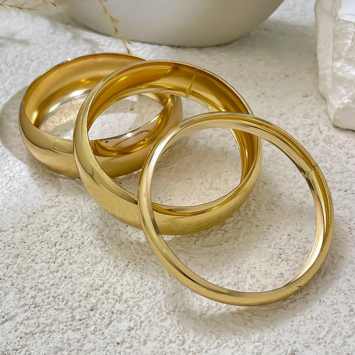 Chunky Gold Bracelets Set for Women Wide Cuff Bracelets Hammered Wrap Gold Bangles Set Jewelry