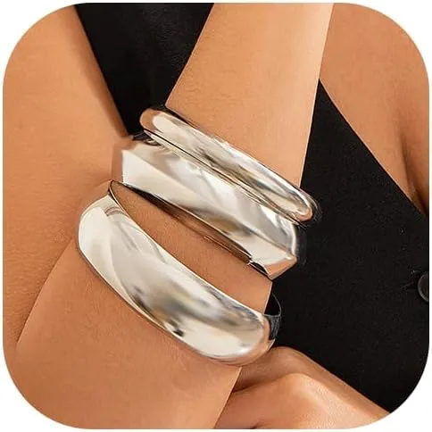 CJIAYUJEW 3PCS Chunky Gold Bangle Bracelets for Women Gold Wide Chunky Cuff Bracelets Hammered Wrist Cuff Wrap Bracelet Set for Women