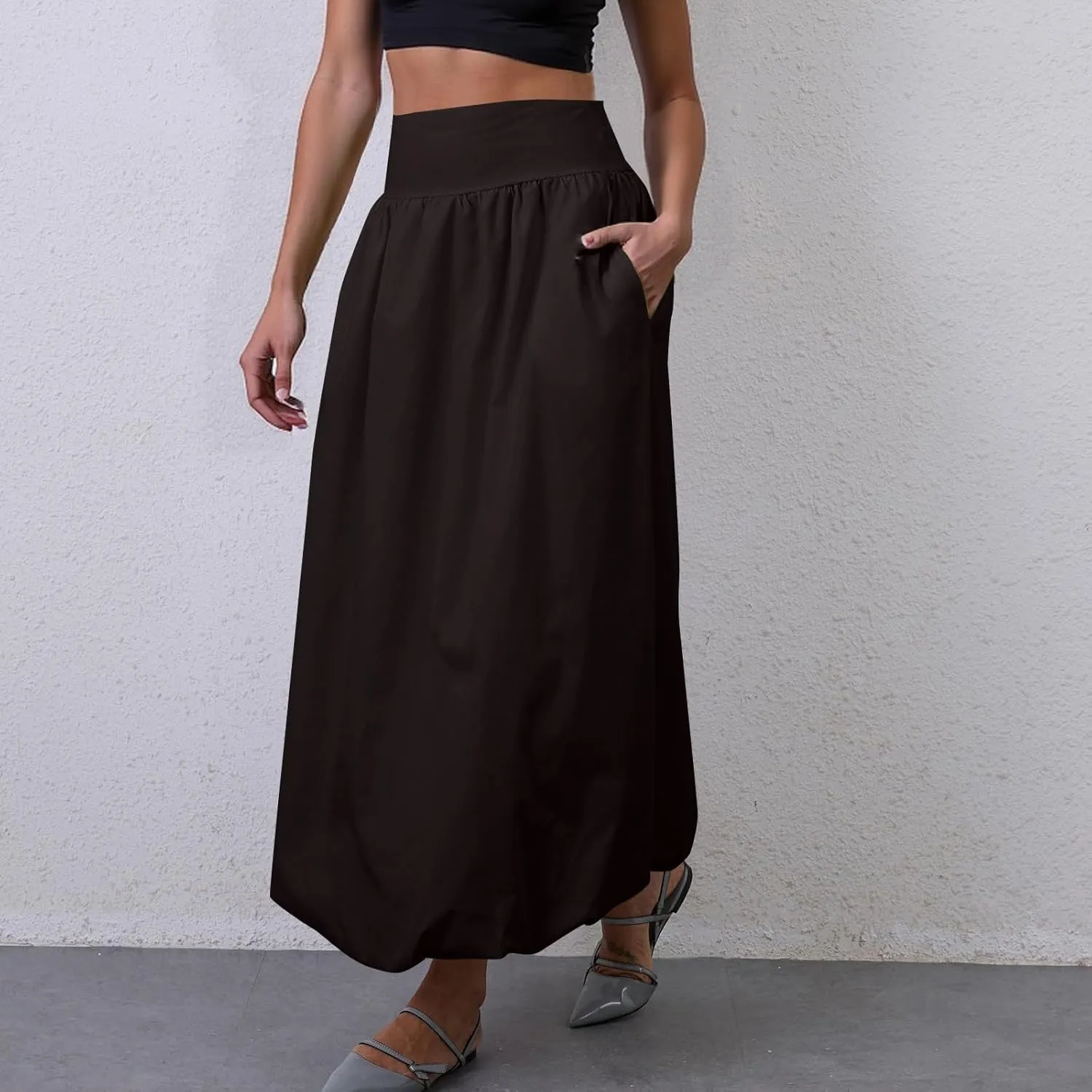 Maxi Bubble Skirts for Women Elastic High Waisted A Line Pleated Skirt Trendy Summer Flowy Long Skirt with Pockets