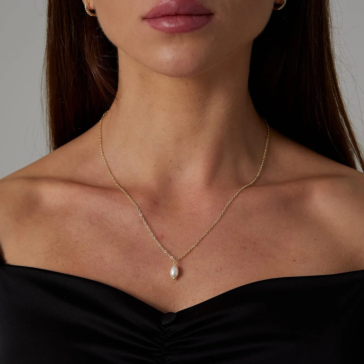MIDEEO Dainty Pearl Necklaces for Women 14K Gold Plated Pearl Necklaces Pearl Chain Necklace Exquisite Choker Jewelry Gifts