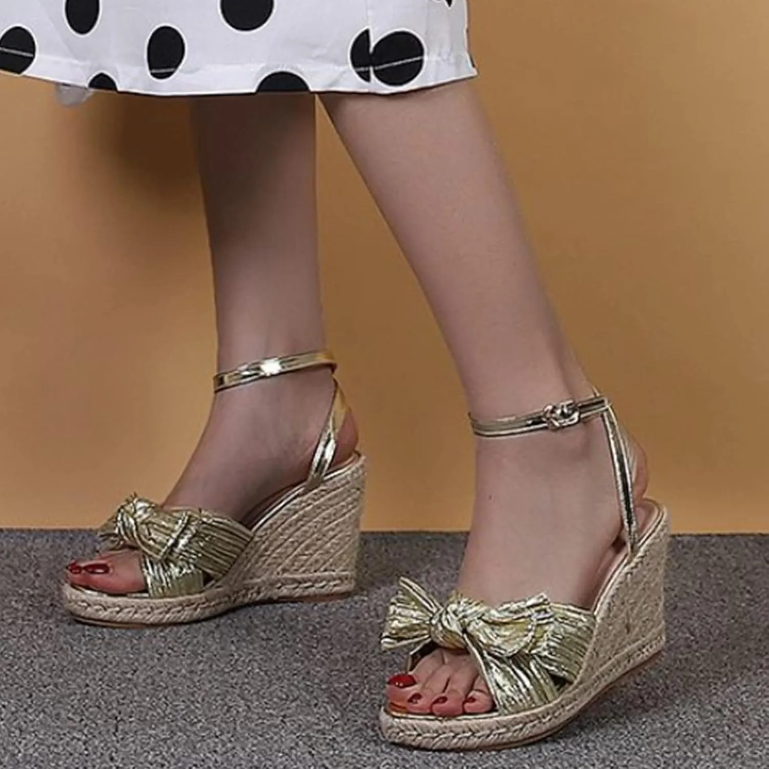 Platform Sandals Women Square Toe Minimalist Slide Wedges with Leather Straps and Low Block Heel for Casual Beach Wear Orthopedic Sandal Beach Dressy Flip Flops for Wide Toe 2025 Spring