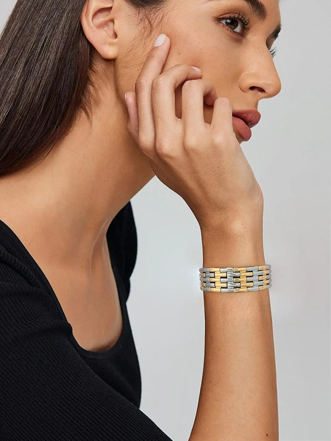 WOWORAMA Chunky Hammered Bangle Bracelets for Women Wide Gold Stretch Bangles Bracelet Boho Elastic Adjustable Statement Bracelet