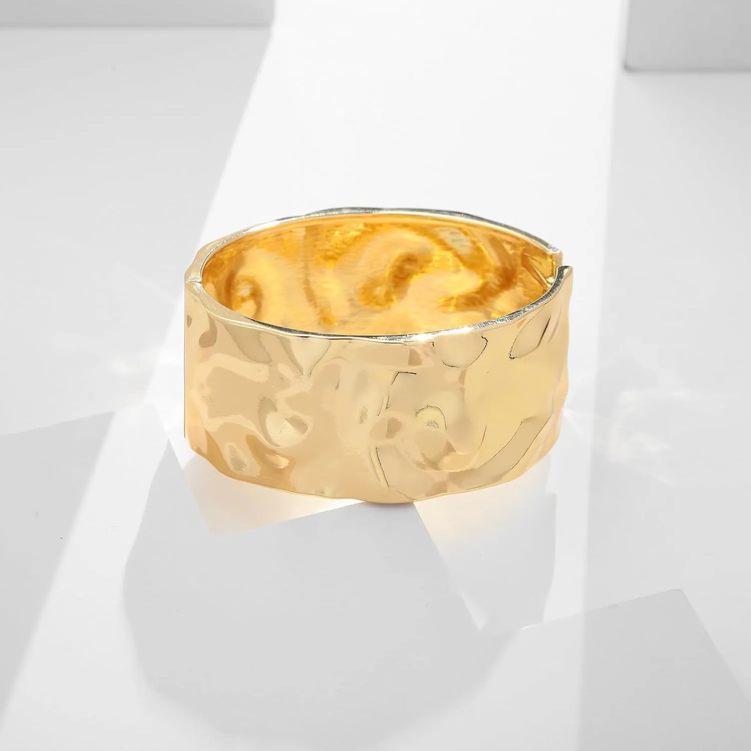 WOWORAMA Extra Wide Chunky Bangle Bracelets for Women Heavy Thick Gold Hinged Cuff Bangles Exaggerated Bold Statement Bracelet Boho Hinge Wrist Wrap Cuff Bracelet