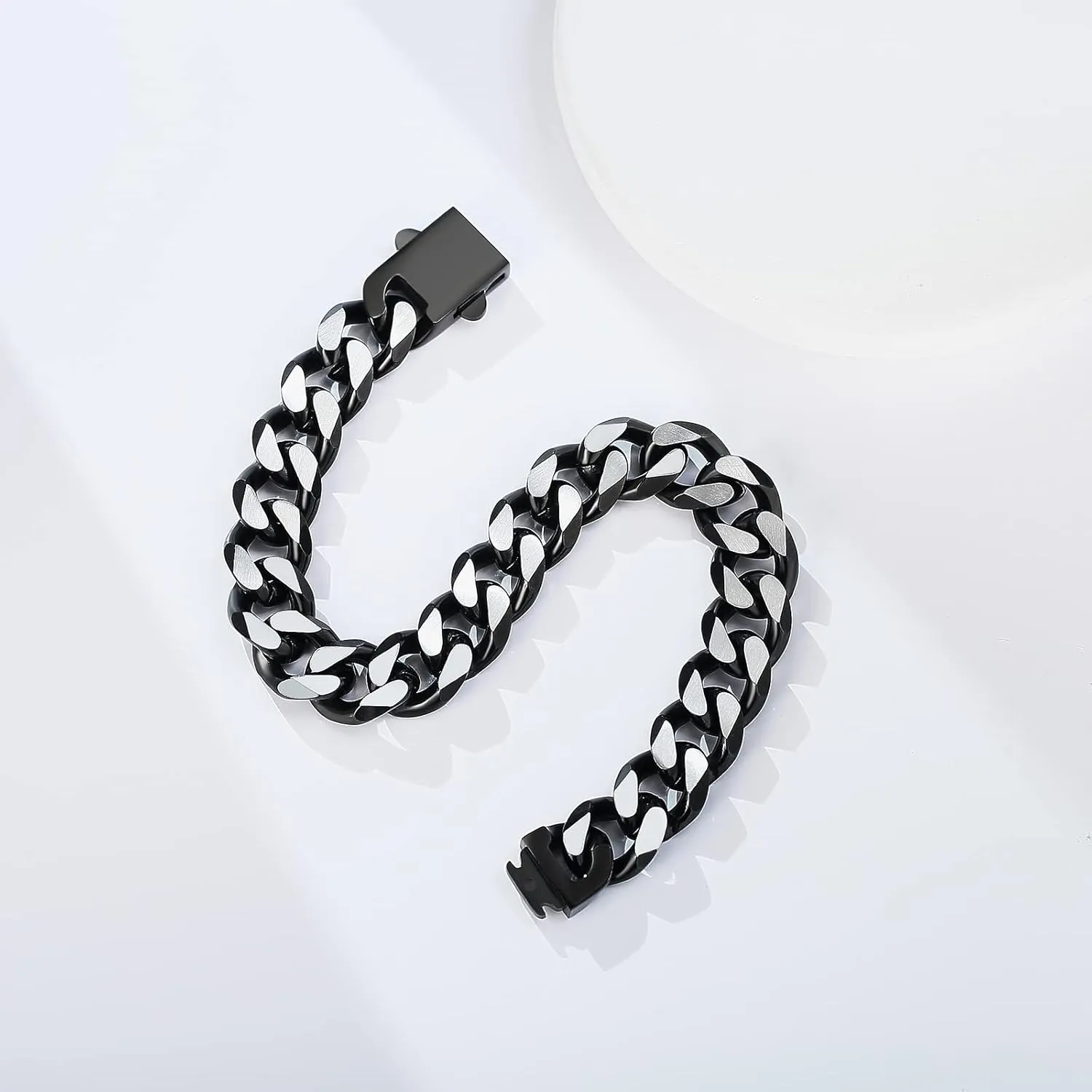 YAMI Bracelets for Men, Cuban Link Chain Diamond-Cut Bracelet, Titanium Steel Mens Jewelry Cool Stuff, Gifts For Boyfriend/Husband/Father On Anniversary/Birthday 7.5/8/8.5/9 Inches, Gold/Blue/Black B0C1B4WZJB